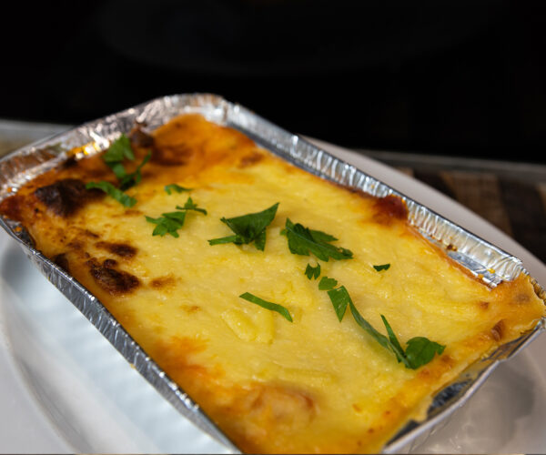 Tray of Lasagne (8 Servings)